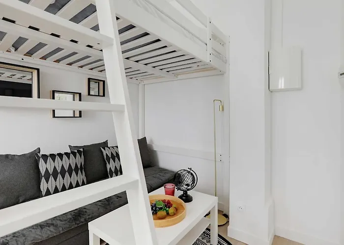 Cosy In Heart Of Batignolles
