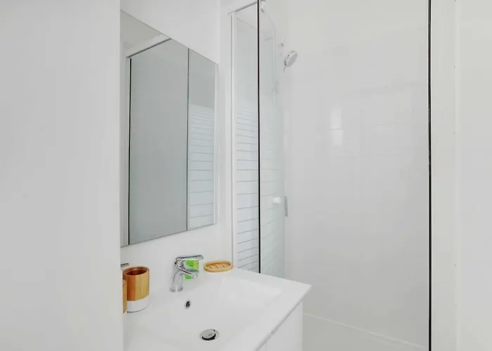 Cosy In Heart Of Batignolles Apartman *